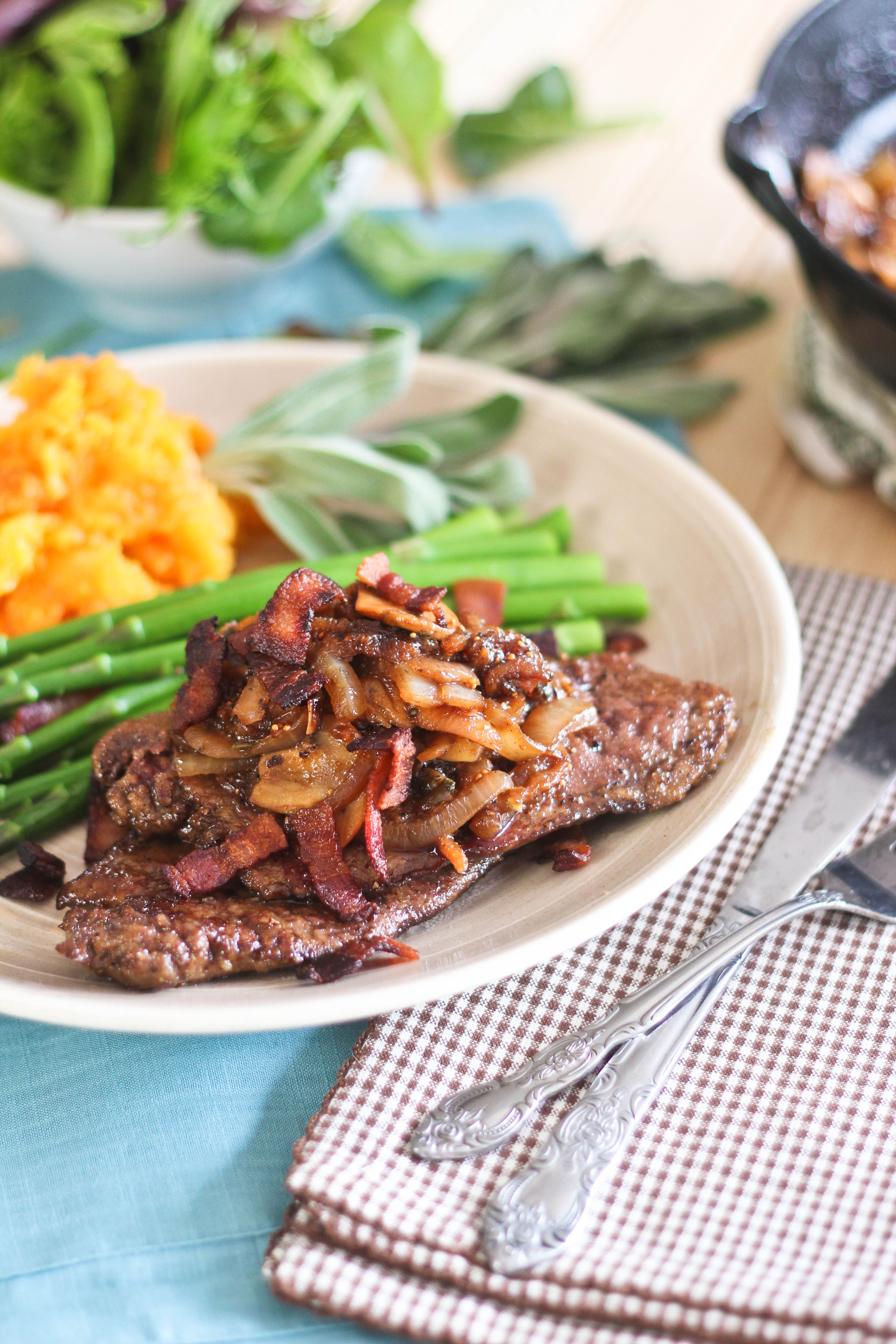 sauteed beef liver in bran bread